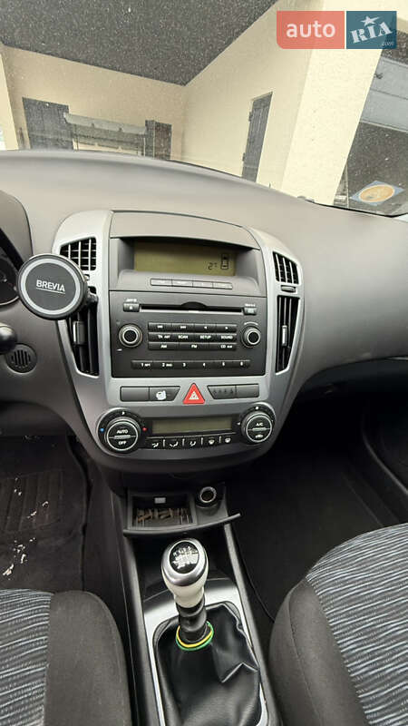 Универсал Kia Ceed 2007 в Горохове