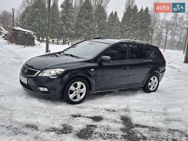 Універсал Kia Ceed 2010 в Києві