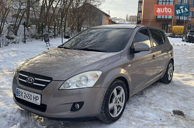 Хетчбек Kia Ceed 2007 в Хмельницькому