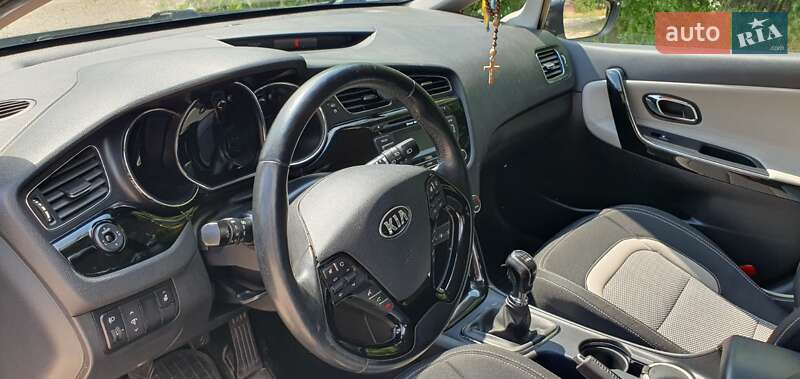 Хэтчбек Kia Ceed 2012 в Киеве