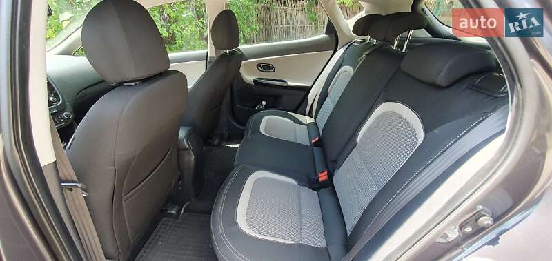 Хэтчбек Kia Ceed 2012 в Киеве