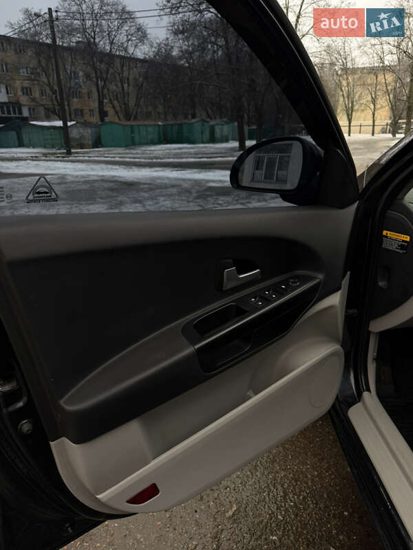 Хэтчбек Kia Ceed 2007 в Одессе