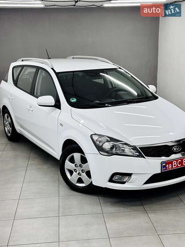 Универсал Kia Ceed 2013 в Стрые