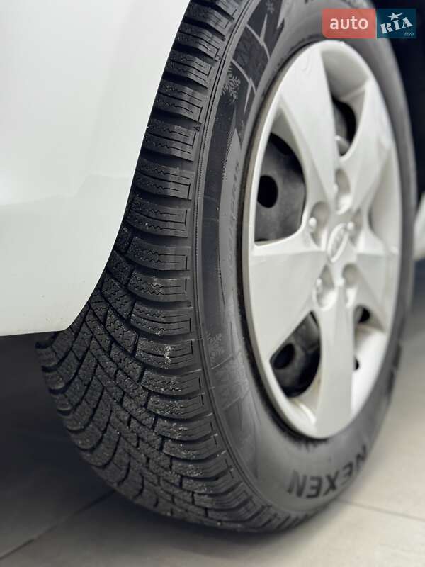 Универсал Kia Ceed 2013 в Стрые