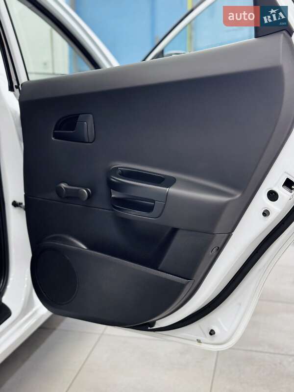 Универсал Kia Ceed 2013 в Стрые