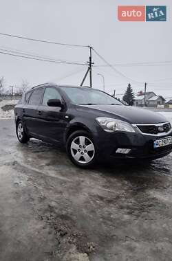 Универсал Kia Ceed 2011 в Нововолынске