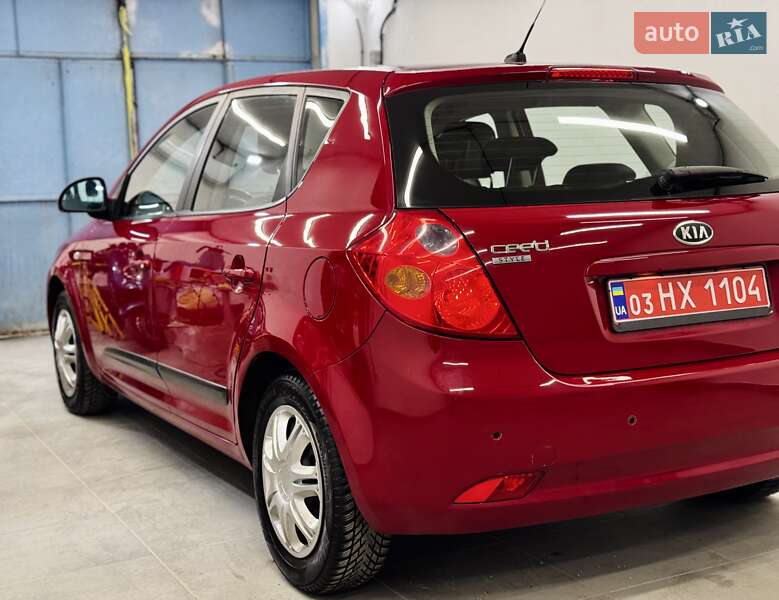Хетчбек Kia Ceed 2007 в Стрию