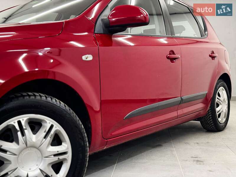 Хетчбек Kia Ceed 2007 в Стрию