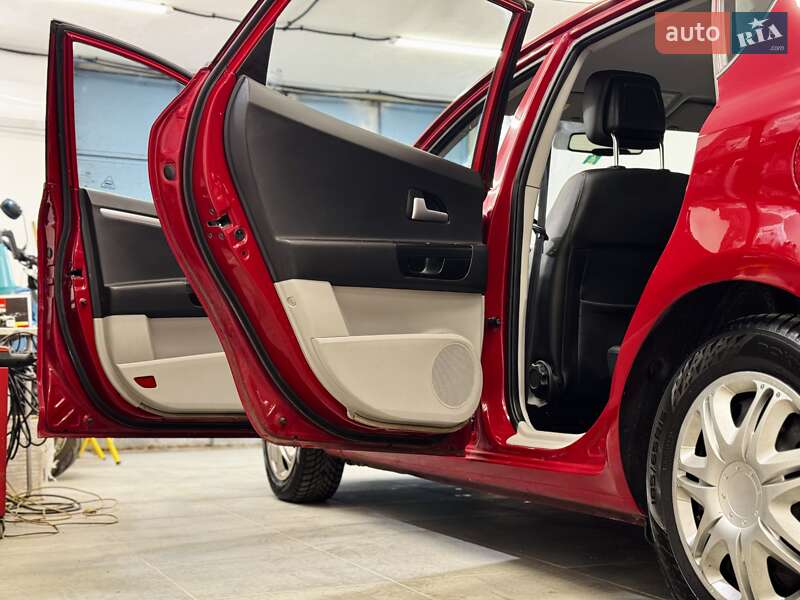 Хетчбек Kia Ceed 2007 в Стрию