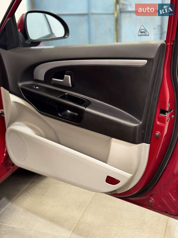 Хетчбек Kia Ceed 2007 в Стрию