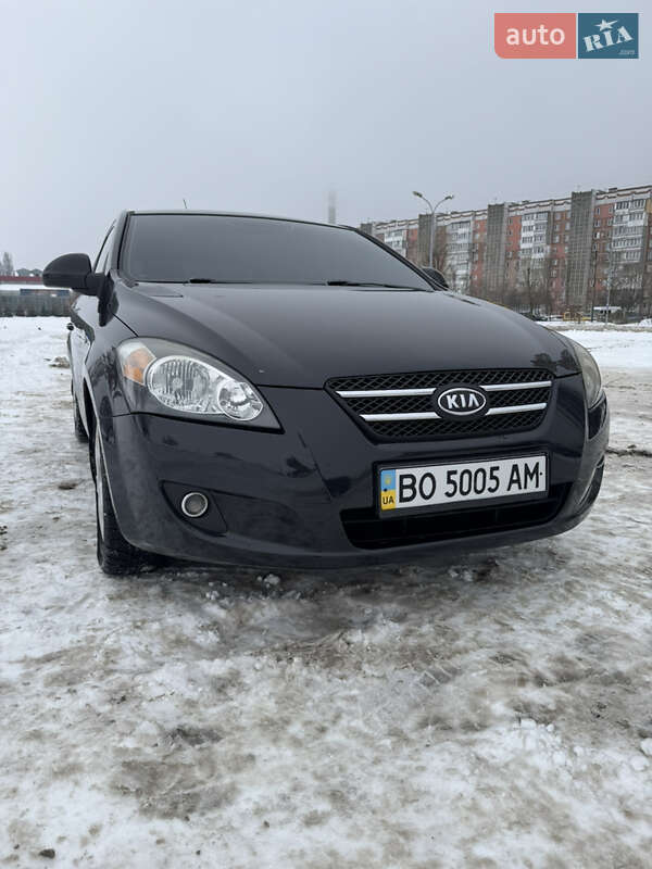 Хэтчбек Kia Ceed 2008 в Черкассах фото 5 Хэтчбек Kia Ceed 2008 в Черкассах