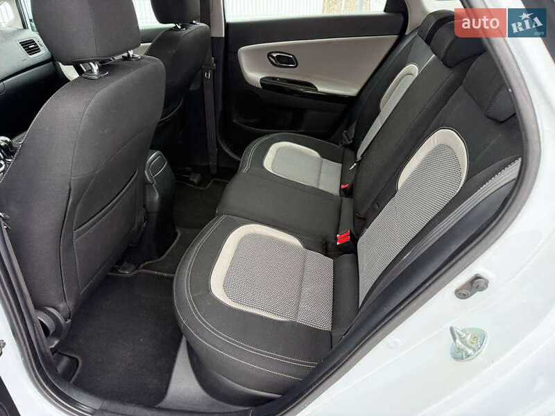 Универсал Kia Ceed 2013 в Стрые