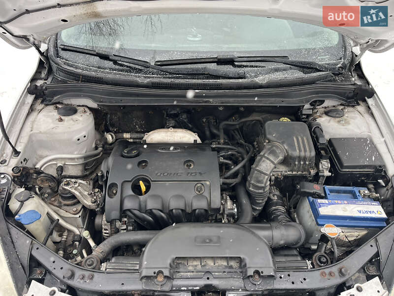 Хэтчбек Kia Ceed 2007 в Днепре