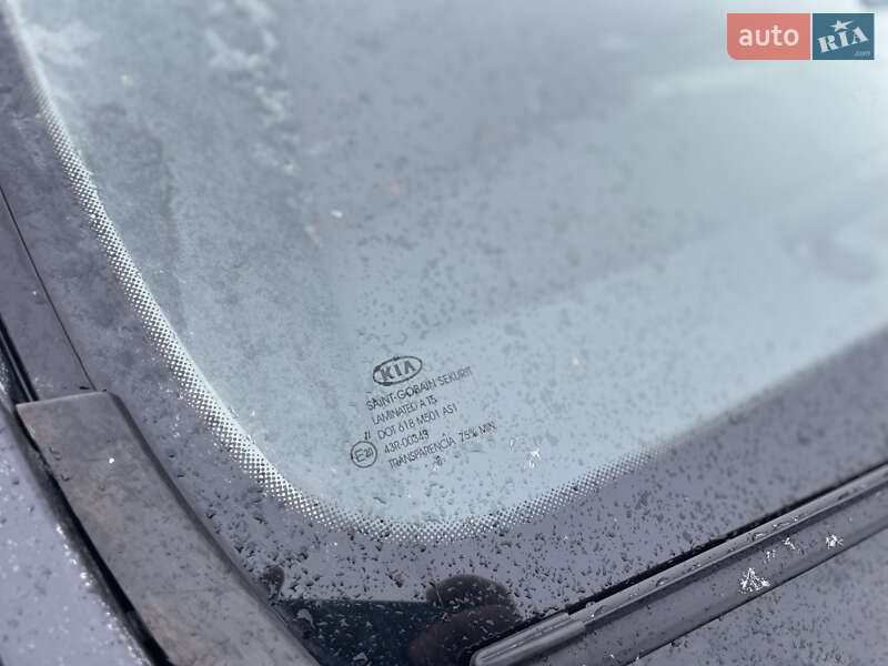 Хэтчбек Kia Ceed 2008 в Обухове