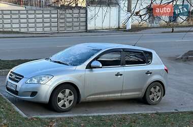 Хетчбек Kia Ceed 2007 в Харкові