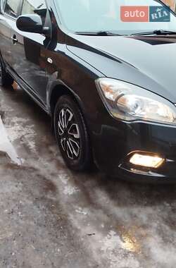Универсал Kia Ceed 2009 в Краснограде