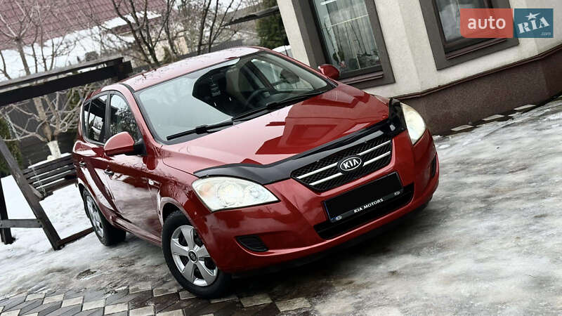 Хэтчбек Kia Ceed 2007 в Киеве фото Хэтчбек Kia Ceed 2007 в Киеве