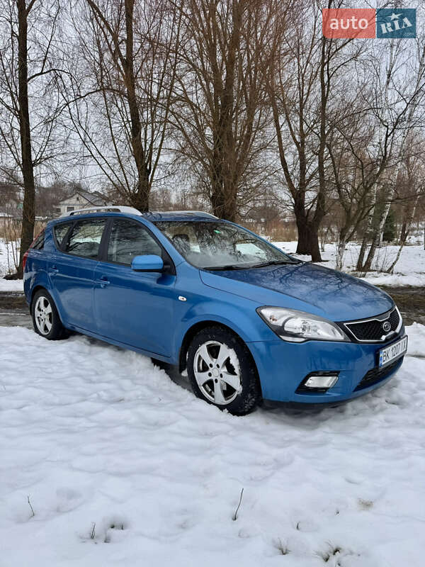 Універсал Kia Ceed 2012 в Острозі фото 2 Універсал Kia Ceed 2012 в Острозі