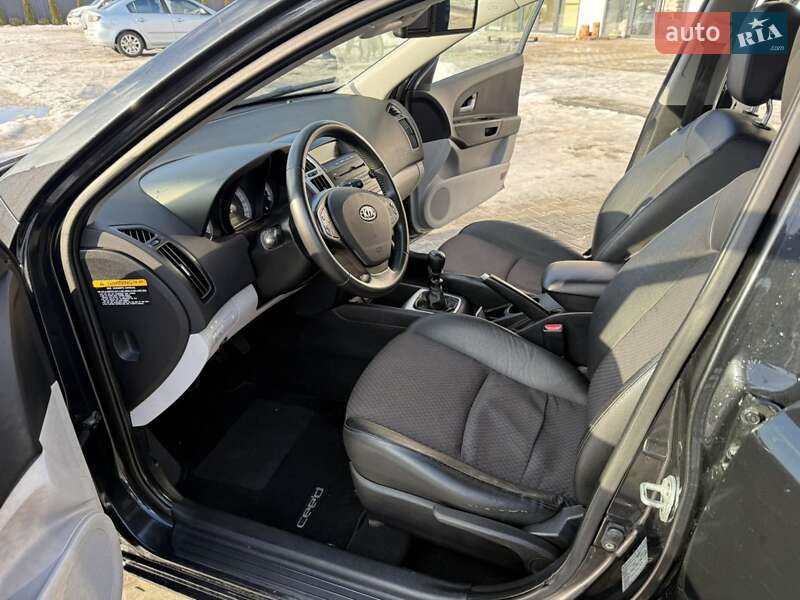 Універсал Kia Ceed 2008 в Вінниці фото 10 Універсал Kia Ceed 2008 в Вінниці