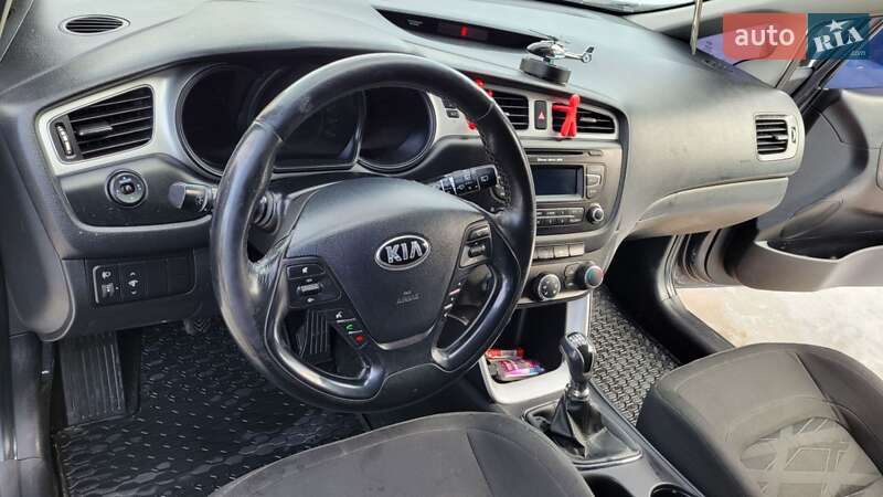 Хэтчбек Kia Ceed 2013 в Сокирянах фото 2 Хэтчбек Kia Ceed 2013 в Сокирянах