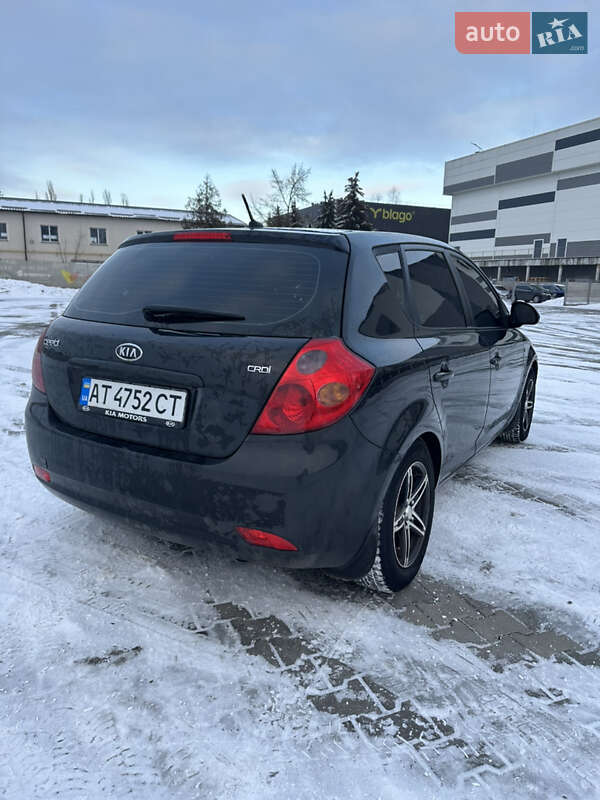 Хэтчбек Kia Ceed 2007 в Ивано-Франковске