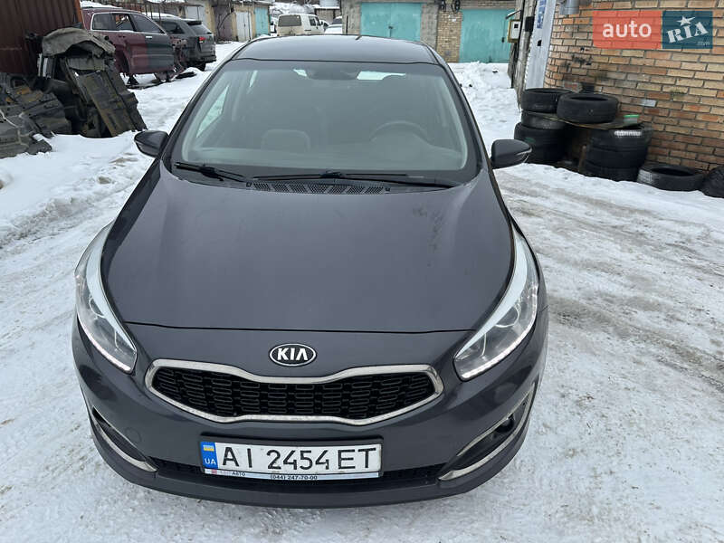 Хэтчбек Kia Ceed 2016 в Буче