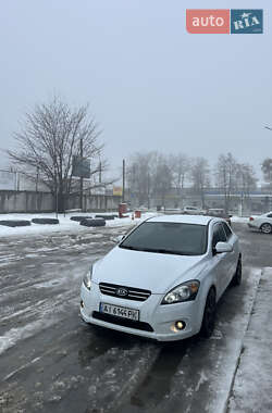 Хэтчбек Kia Ceed 2009 в Белой Церкви