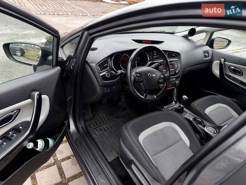 Універсал Kia Ceed 2015 в Києві