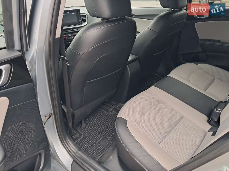 Универсал Kia Ceed 2019 в Запорожье