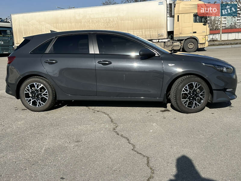 Хэтчбек Kia Ceed 2022 в Запорожье
