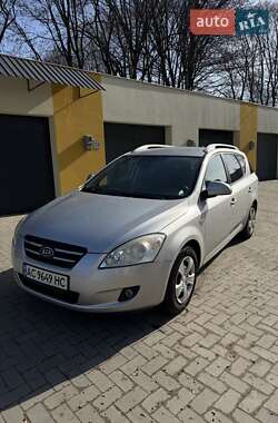 Универсал Kia Ceed 2008 в Луцке