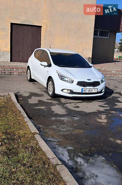 kia ceed 2013 в Днепр (Днепропетровск) от профессионального продавца Сергей Михайлович Демченко