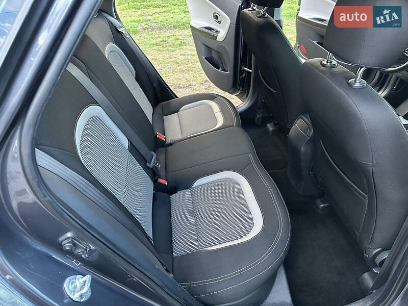 Хэтчбек Kia Ceed 2013 в Киеве фото 47 Хэтчбек Kia Ceed 2013 в Киеве