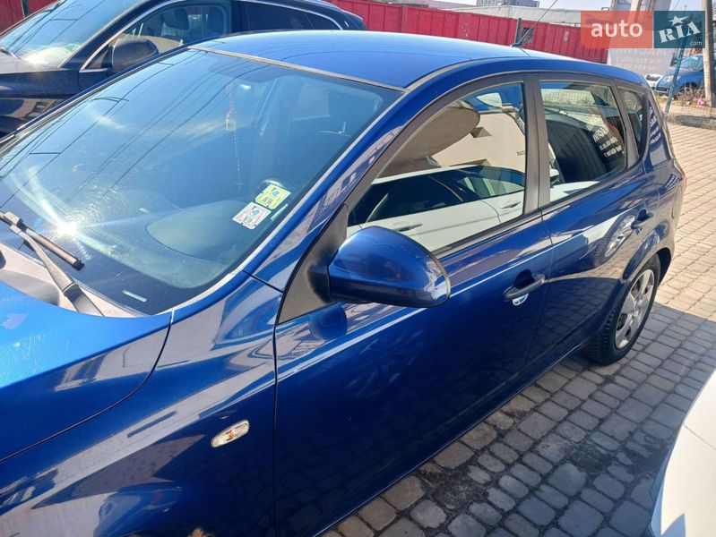 Хетчбек Kia Ceed 2007 в Львові