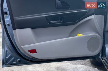 Хэтчбек Kia Ceed 2008 в Украинке