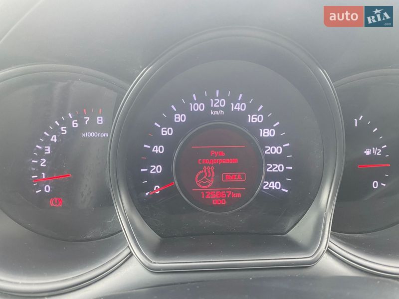 Хэтчбек Kia Ceed 2013 в Черкассах