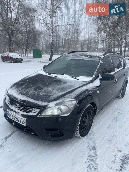 Универсал Kia Ceed 2009 в Лубнах