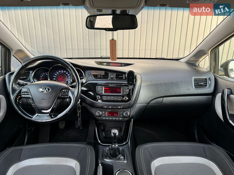 Універсал Kia Ceed 2015 в Стрию фото 36 Універсал Kia Ceed 2015 в Стрию