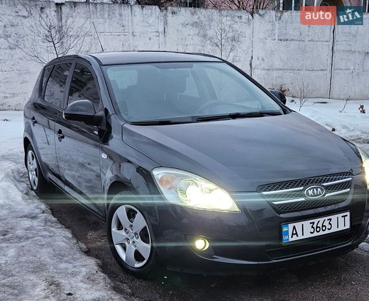 Хетчбек Kia Ceed 2008 в Баришівка