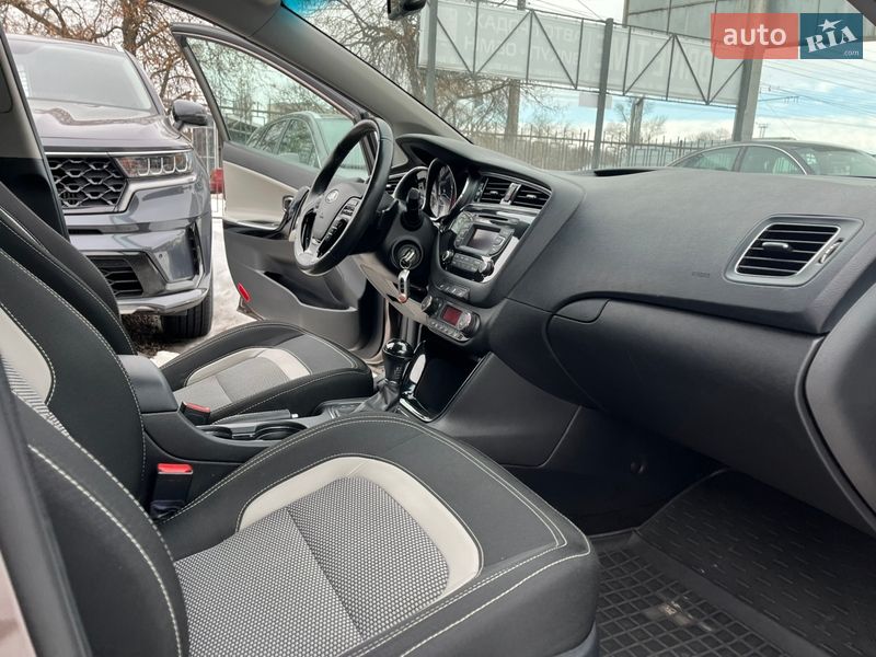 Универсал Kia Ceed 2017 в Чернигове