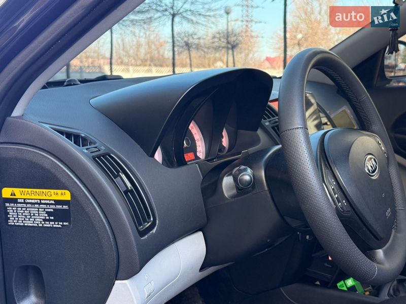 Хэтчбек Kia Ceed 2008 в Ивано-Франковске