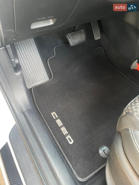 Универсал Kia Ceed 2019 в Львове