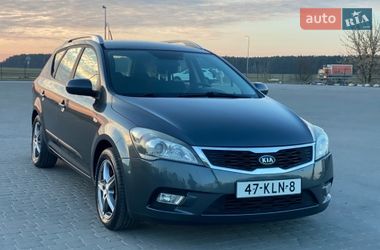 Универсал Kia Ceed 2010 в Радивилове