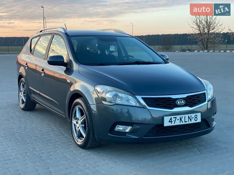 Универсал Kia Ceed 2010 в Радивилове