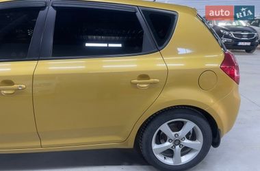 Хэтчбек Kia Ceed 2008 в Стрые