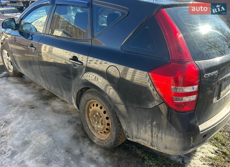 Універсал Kia Ceed 2008 в Гребінках