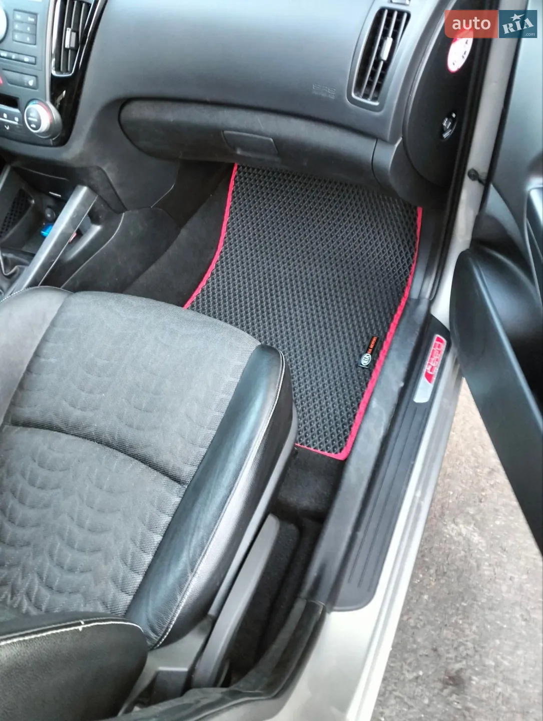 2010 Kia Cee'd - мініатюра 15