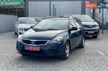Универсал Kia Ceed 2012 в Мукачево