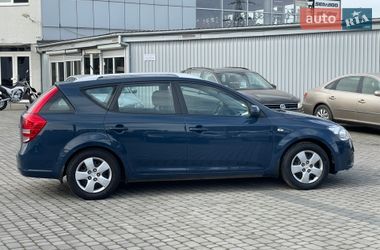 Универсал Kia Ceed 2012 в Мукачево