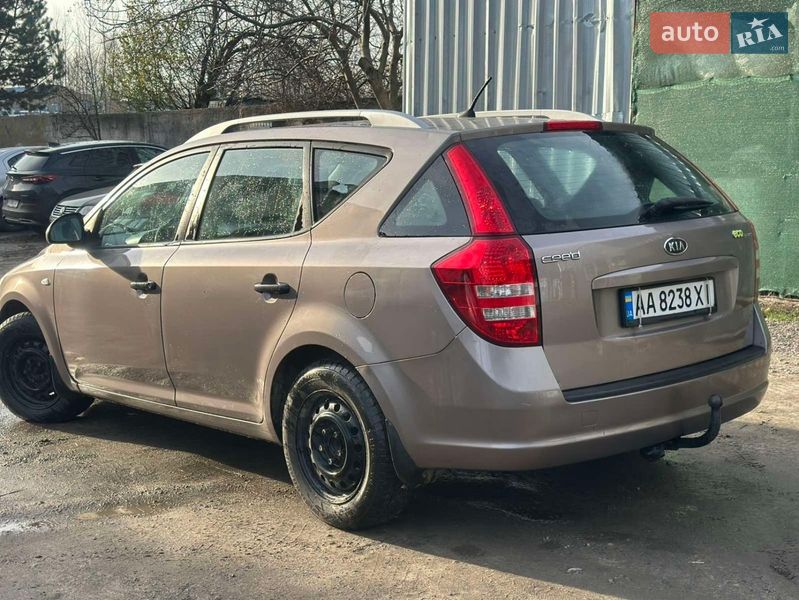 Универсал Kia Ceed 2009 в Киеве